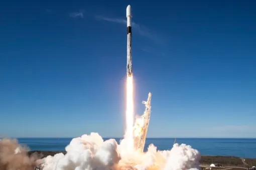 SpaceX выполнил рекордное количество космических запусков в этом году