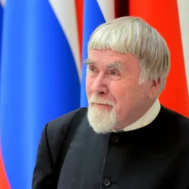 Умер литературный критик и писатель Валентин Курбатов. Ему был 81 год