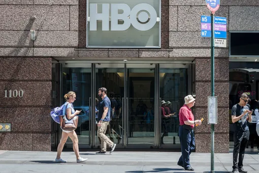 Сотрудники HBO через фейковые аккаунты троллили авторов негативных кинорецензий на проекты компании