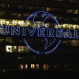 Facebook* и Universal подписали договор, позволяющий легально использовать музыку в видео Facebook* и Universal подписали договор, позволяющий легально использовать музыку в видео
