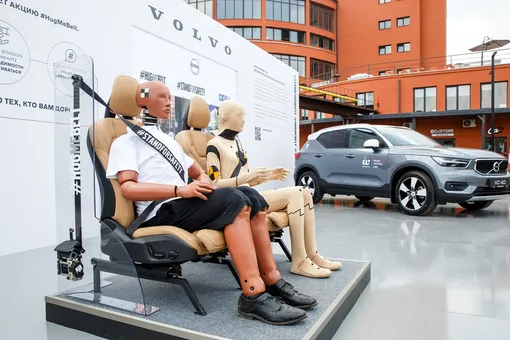 Безопасность на дорогах: Volvo Car Russia запустили кампанию #HugMeBelt