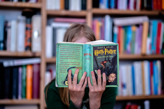 Книжный фестиваль в Новой Зеландии отменил викторину по «Гарри Поттеру». Все из-за репутации Джоан Роулинг