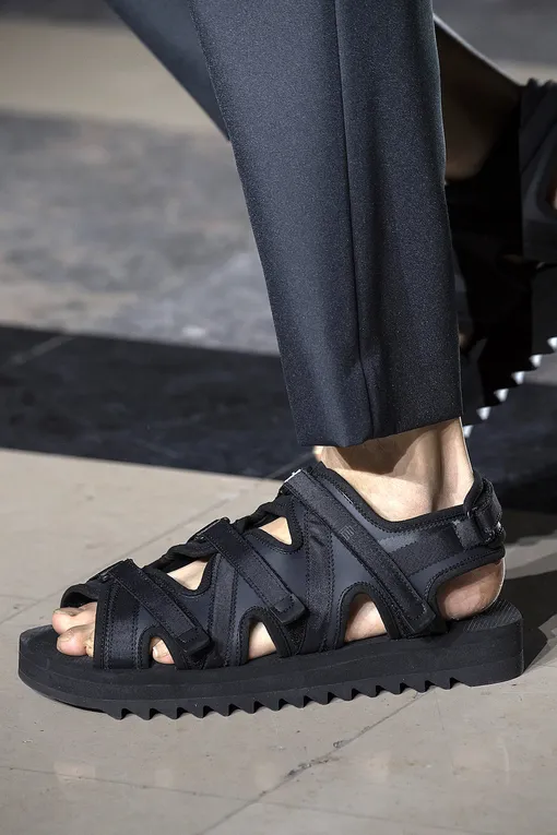 Fumito Ganryu весна-лето 2020 Fumito Ganryu весна-лето 2020