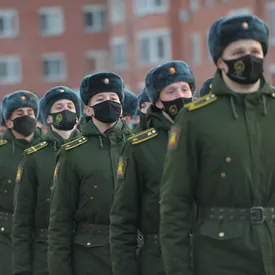 Солдат-срочник из Тувы пожаловался на дискриминацию в армии по национальному признаку. Его фамилия — Шойгу Солдат-срочник из Тувы пожаловался на дискриминацию в армии по национальному признаку. Его фамилия — Шойгу