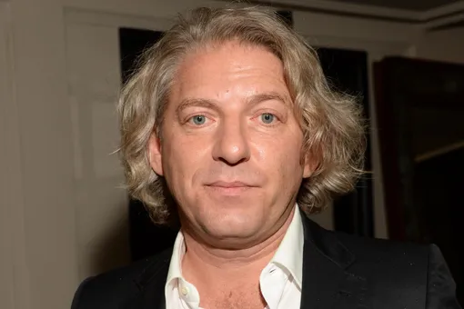 Умер телеведущий и режиссер Александр Олейников Умер телеведущий и режиссер Александр Олейников