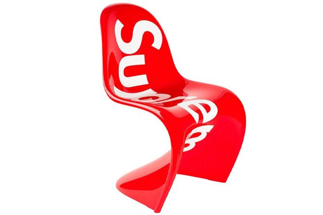 Supreme и мебельная компания Vitra вместе выпустили культовое кресло Panton Chair