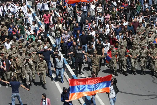 Правящая партия Армении поддержит кандидата от оппозиции на выборах премьера