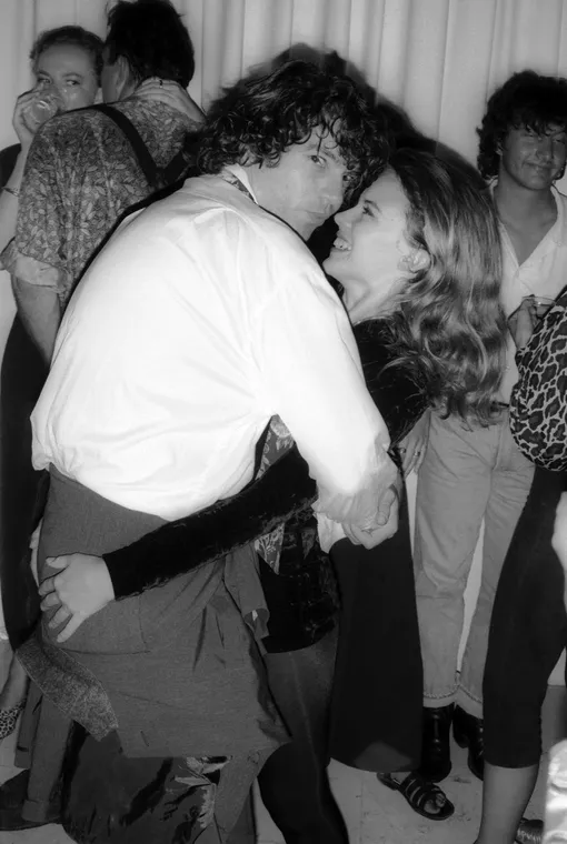 Майкл Хатченс и Кайли Миноуг на вечеринке в честь 30-летия Майкла, 1990