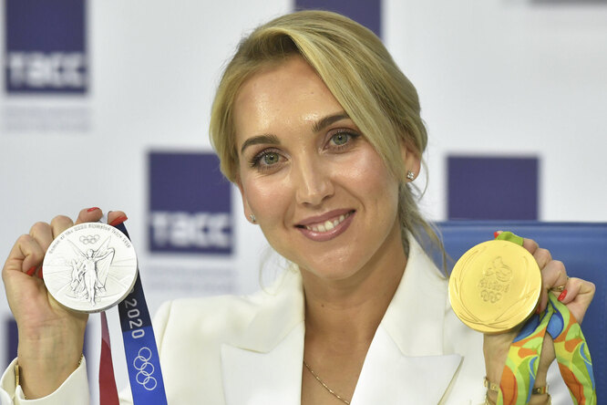 У теннисистки Елены Весниной украли олимпийские медали и драгоценности