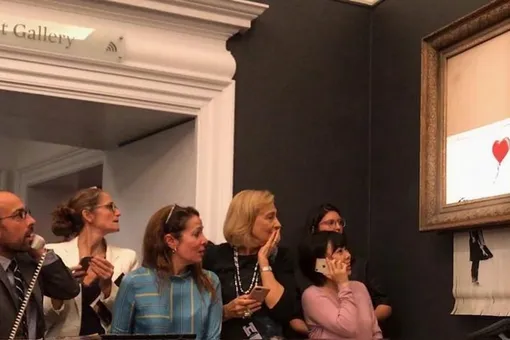 Картину Бэнкси «Девочка с шаром» выставили в немецком музее