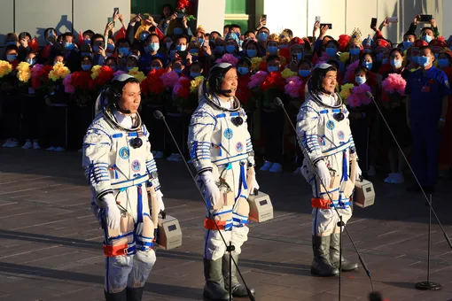 Китай впервые с 2016 года отправил людей в космос — к собственной орбитальной станции