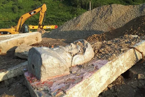 На Сахалине возбудили уголовное дело из-за сноса памятника Юрию Гагарину