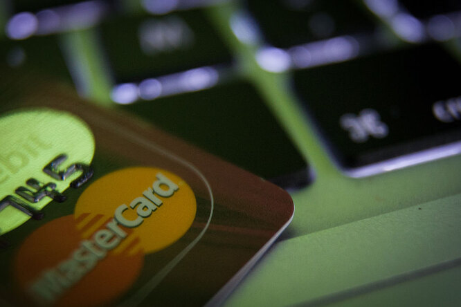 РБК: Mastercard планирует запустить в России денежные переводы за границу по номеру телефона