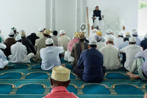 Во Франции началась массовая проверка мечетей на экстремизм