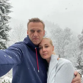 Самолет с Навальным сел в Шереметьево (а не во Внуково) Самолет с Навальным сел в Шереметьево (а не во Внуково)