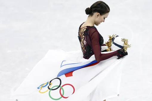«Выходила показать себя»: Анна Щербакова прокомментировала свою победу на Олимпиаде