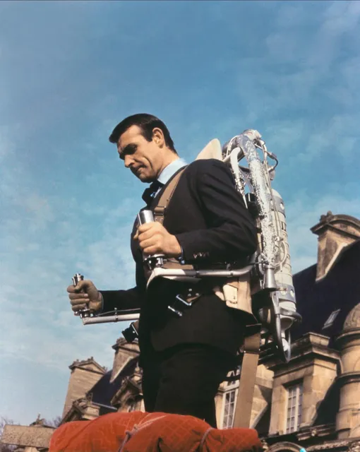 Шон Коннери в «Шаровой молнии», 1965 год.