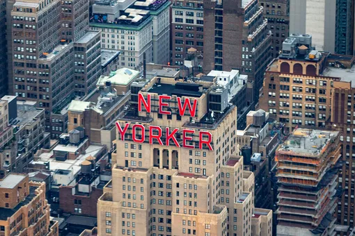 Мужчина жил в отеле New Yorker бесплатно на протяжении 5 лет. Его удалось выселить после того, как он решил оформить здание на себя Мужчина жил в отеле New Yorker бесплатно на протяжении 5 лет. Его удалось выселить после того, как он решил оформить здание на себя