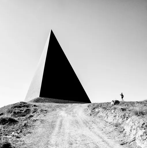 rchitecture: Emotional Geography by Rosaria Sabrina Pantano (Italy)A black & white image featuring 38° Parallelo, a pyramid shaped sculpture by Mauro Staccioli which stands exactly on the 38th parallelPhotograph: Rosaria Sabrina Pantano