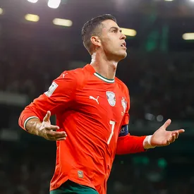 «Он нормальный, а я идеальный»: Криштиану Роналду оценил внешность Дэвида Бекхэма