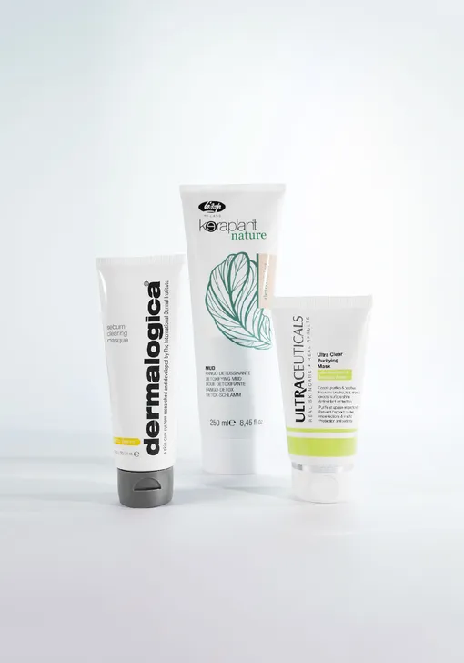 Маска для жирной кожи с каолином и бентонитом, Sebum Clearing Masque, Dermalogica; детокс-маска с зеленой глиной и эфирными маслами Keraplant Detoxifying Mud, Lisap Milano; маска для проблемной кожи с каолином и кислотами, Ultra Clear Purifying Mask, Ultraceuticals