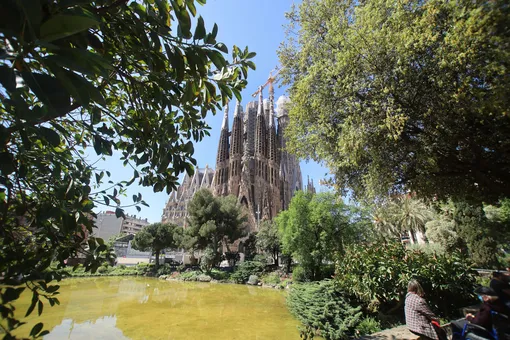 Храм Саграда Фамилия в Барселоне стал самым высоким в мире