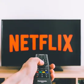 Netflix полностью локализируют в России Netflix полностью локализируют в России