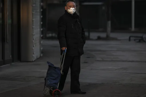 Жителям провинции Хубэй, очага распространения коронавируса, запретили выходить из дома