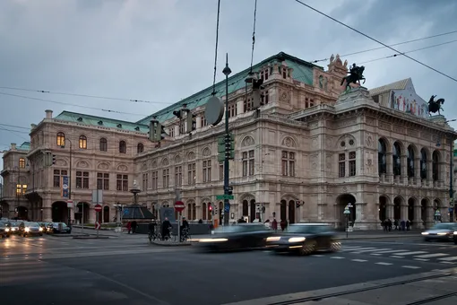 Венская опера запретила посетителям кричать «Браво!», чтобы снизить риск распространения коронавируса