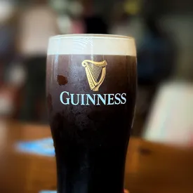 В Великобритании угнали грузовик, перевозивший 35 тысяч пинт пива Guinness