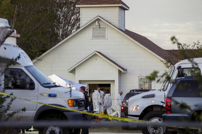Бывший военнослужащий открыл стрельбу в церкви в Техасе: все, что известно на данный момент