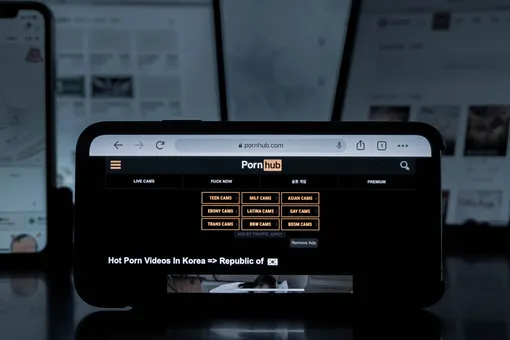 Pornhub ограничил загрузку видео на сайт и запретил скачивать записи