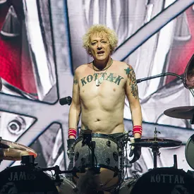 Умер экс-барабанщик Scorpions Джеймс Коттак Умер экс-барабанщик Scorpions Джеймс Коттак