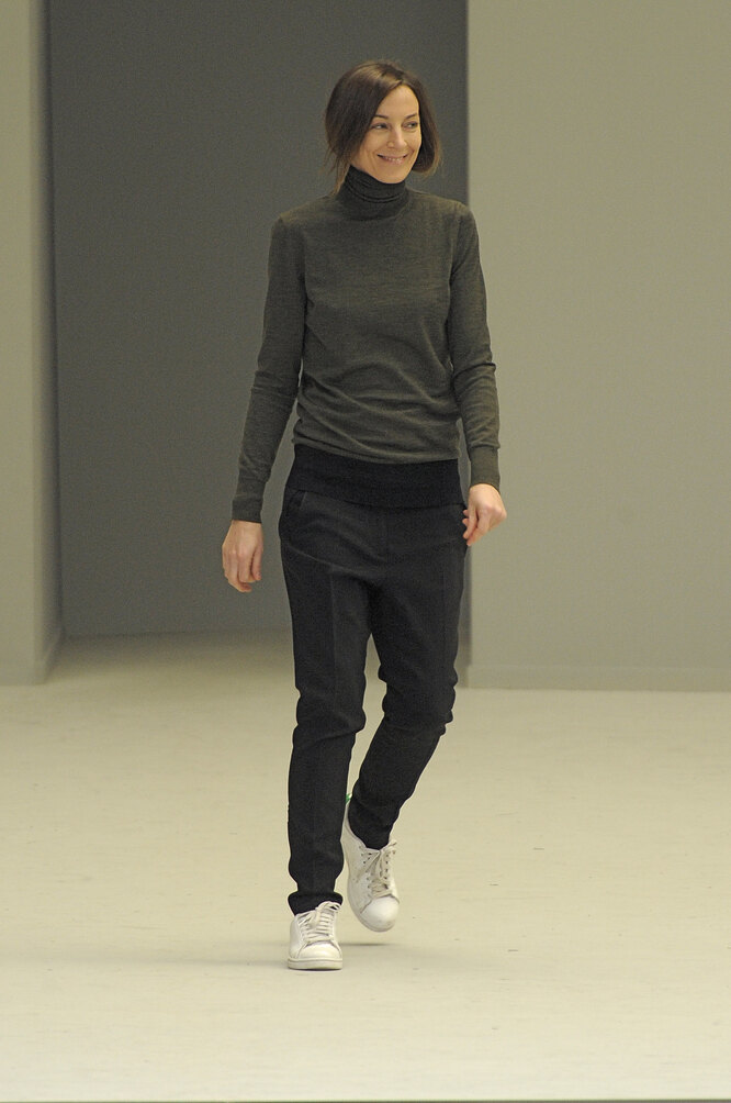 Фиби Файло на показе C line в Париже, 2011 год