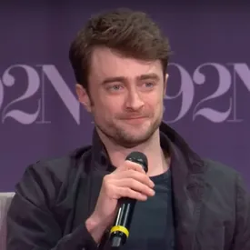 «Я был уверен, что он меня ненавидит»: Дэниел Рэдклифф признался, что «до смерти» боялся Алана Рикмана на съемках первых трех «Гарри Поттеров» «Я был уверен, что он меня ненавидит»: Дэниел Рэдклифф признался, что «до смерти» боялся Алана Рикмана на съемках первых трех «Гарри Поттеров»