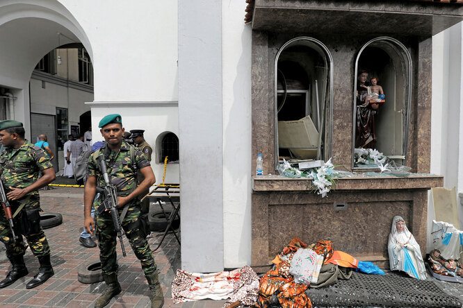 На Шри-Ланке произошло восемь взрывов, погибли более 200 человек: главное