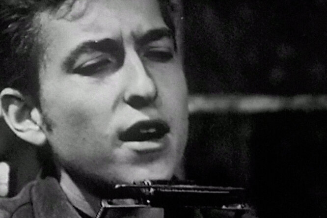 Боб Дилан продал Universal права на все свои песни, которые он написал за 60 лет