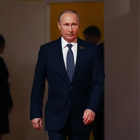 Владимир Путин выдвинул свою кандидатуру в президенты Владимир Путин выдвинул свою кандидатуру в президенты