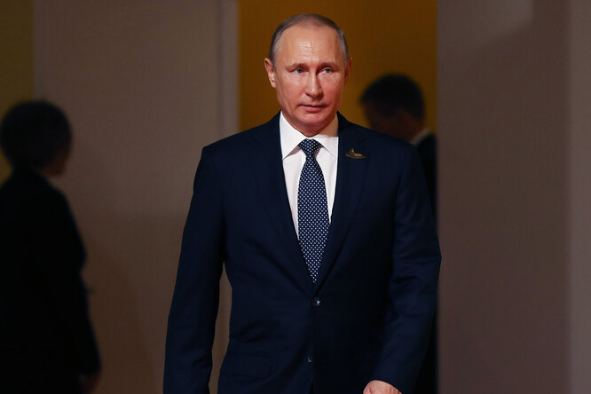Владимир Путин выдвинул свою кандидатуру в президенты