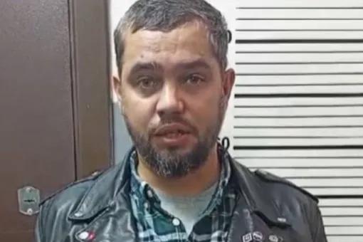 В Петербурге задержали мужа экс-директора «Новой Голландии» за посты о теракте в «Крокусе» В Петербурге задержали мужа экс-директора «Новой Голландии» за посты о теракте в «Крокусе»