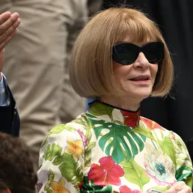 Анна Винтур считает фильм «Дьявол носит Prada» «удачным выстрелом» Анна Винтур считает фильм «Дьявол носит Prada» «удачным выстрелом»