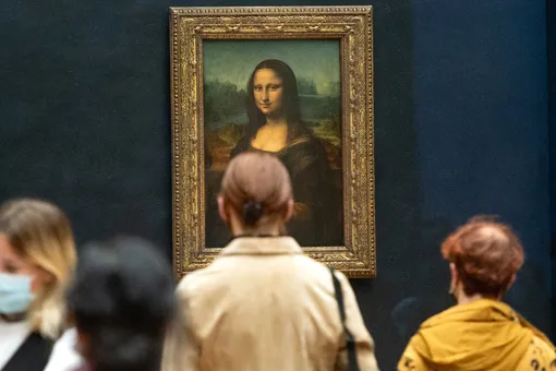 В Лувре экоактивисты облили супом «Мону Лизу» Леонардо да Винчи