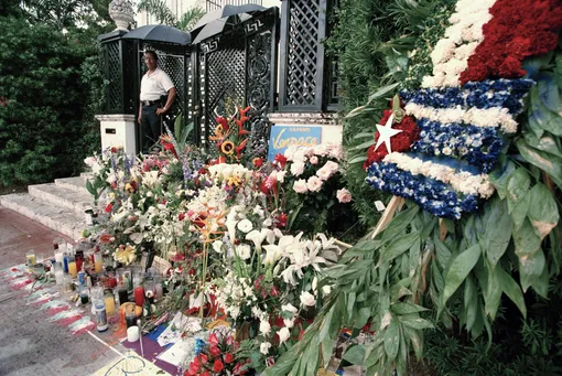 Дом Версаче в Майами, 16 июля 1997 года