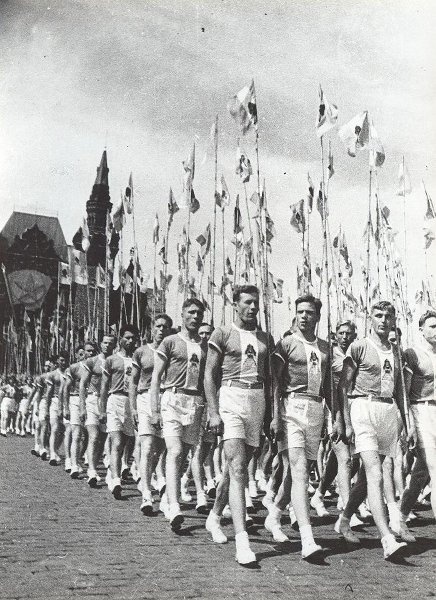 Спортсмены спортивного общества «Локомотив», 1930-е