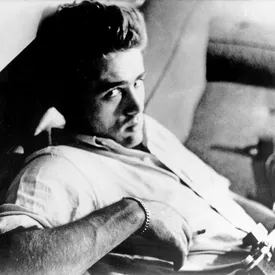 Любовное письмо Джеймса Дина продали на аукционе за $32 тысячи Любовное письмо Джеймса Дина продали на аукционе за $32 тысячи