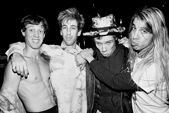 Red Hot Chili Peppers: Джон Фрушанте, наркотики и безграничная любовь. Таймлайн