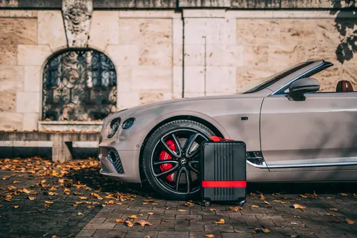 Montblanc и Pirelli представили лимитированный багаж с мини-версиями шин Pirelli