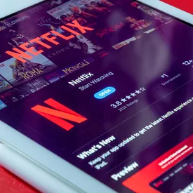 Netflix представил короткий трейлер летних кинопремьер Netflix представил короткий трейлер летних кинопремьер