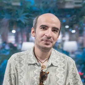 В Иране блогера приговорили к 12 годам тюрьмы после того, как его его твит с точкой набрал больше лайков, чем пост аятоллы В Иране блогера приговорили к 12 годам тюрьмы после того, как его его твит с точкой набрал больше лайков, чем пост аятоллы