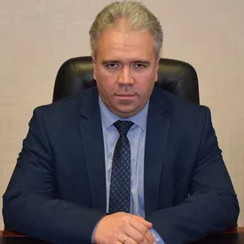 Мэр Буя получил награду за связи с населением. Он называл горожан «инфантильными никчемышемами» Мэр Буя получил награду за связи с населением. Он называл горожан «инфантильными никчемышемами»